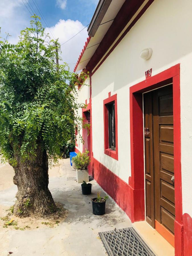 Mae Home Carril كالداس دا راينها المظهر الخارجي الصورة