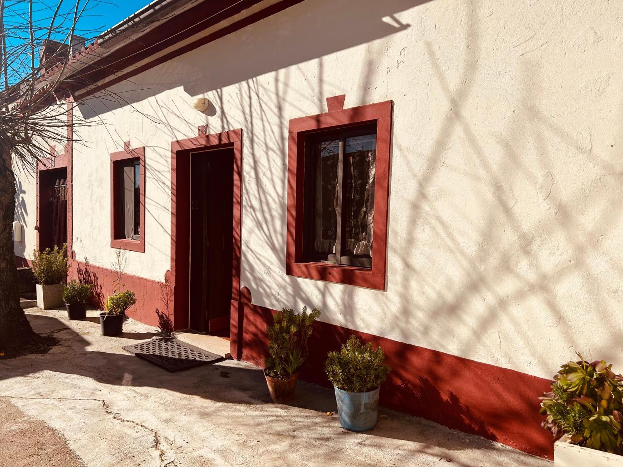 Mae Home Carril كالداس دا راينها المظهر الخارجي الصورة